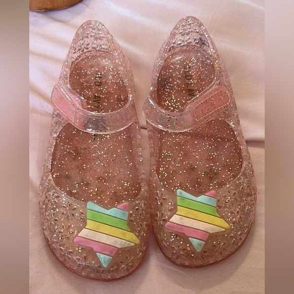 Old navy slippers size 7 - Picture 1 of 2